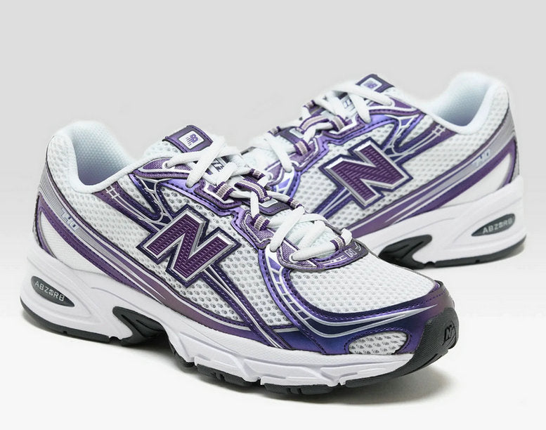 New Balance 740